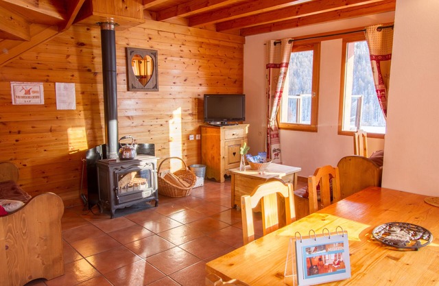 Hameau Des Chazals Nevache Hautes Alpes 