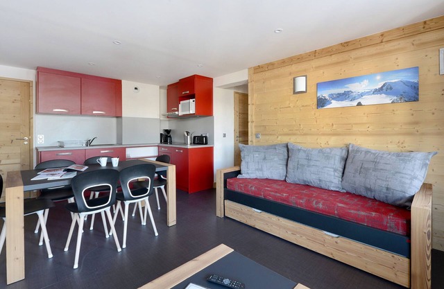 Beautiful renovated apartment 7 pers · Easy access · Pets allowed