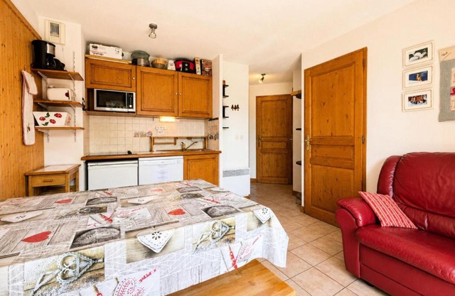 Résidence Les Oursons - Appartement cosy pour quatre personnes au pied des pistes de l'Espace Diamant MAE-2354