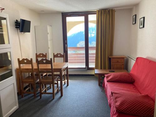 Studio cabine 4 pers, balcon, pied des pistes, ascenseur - FR-1-557A-1