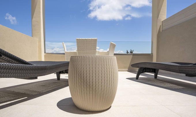 Gouvia Hotel | Art Hotel Debono