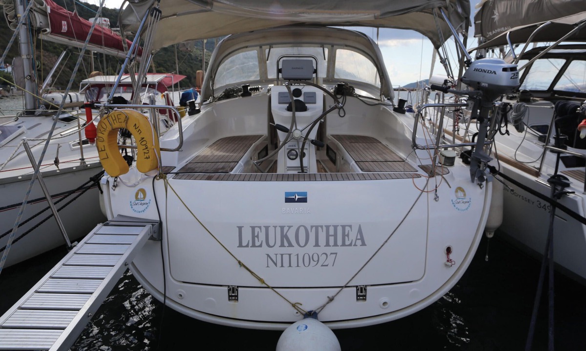 Loutraki Boat Rental | Sun-Kissed Sailing Adventure in the Stunning Sporades Islands