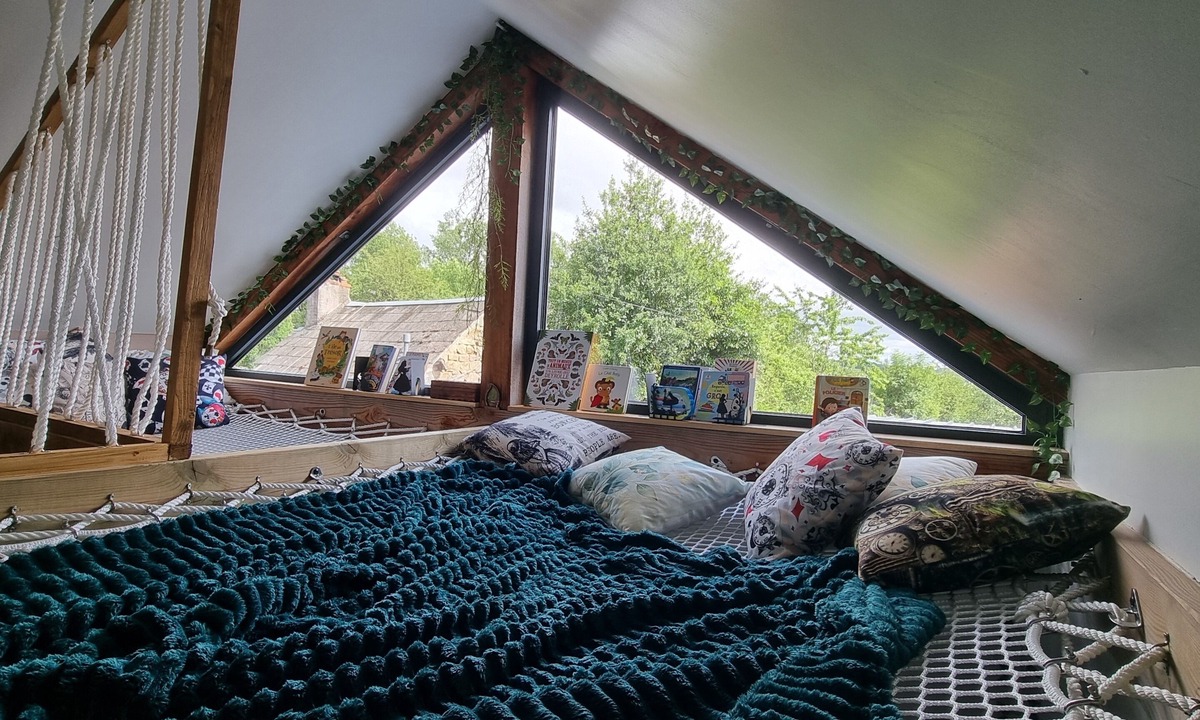 Gouttieres House | Le Chat'Pelier- SPA, treasure hunt, 10 person gîte in Auvergne