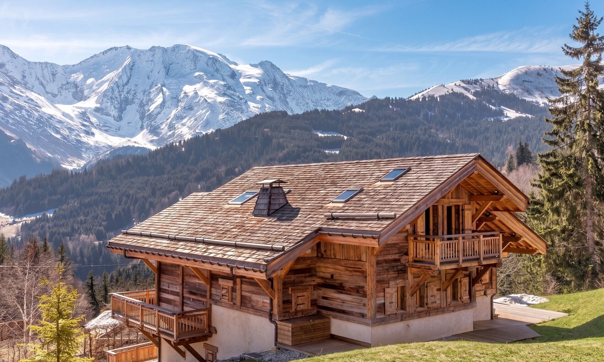 Clermont-Ferrand House | Homerez - Cozy House La Bouillie with Pool