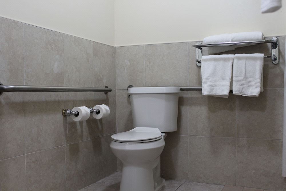 Photo of Bathroom in Florida City
