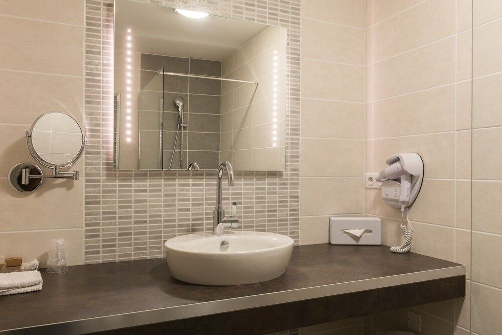 Photo of Bathroom in Flassans-sur-Issole