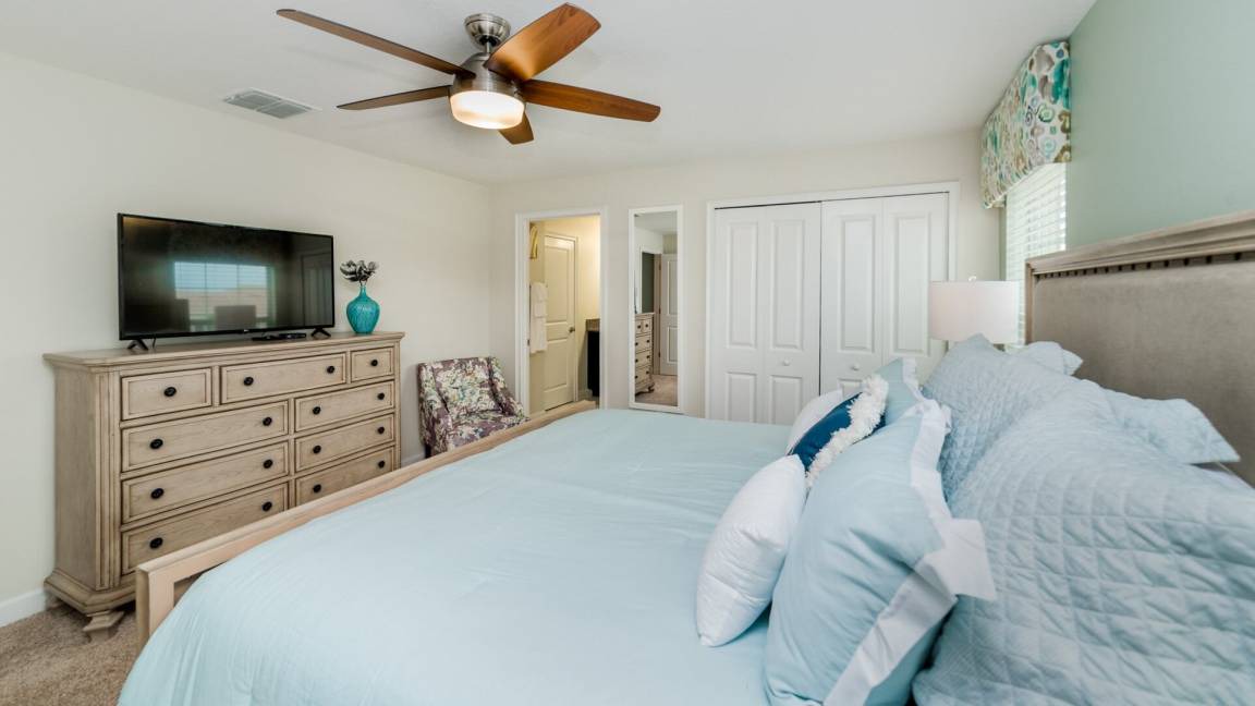 Photo of Bedroom in Davenport