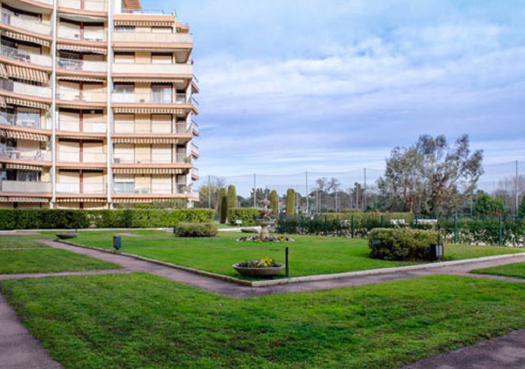 Photo of Buildings in La Napoule