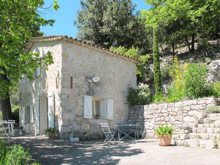 Photo of Buildings in Claviers