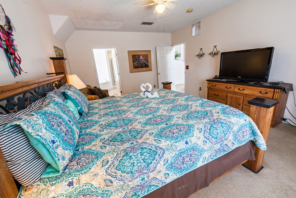 Photo of Bedroom in Seasons