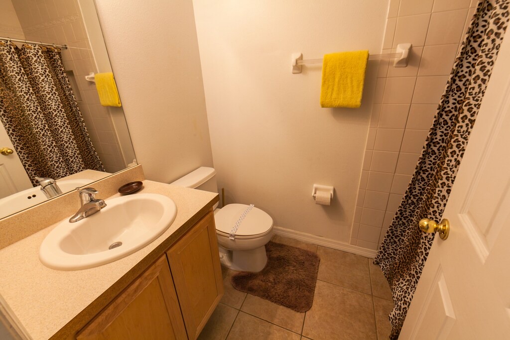 Photo of Bathroom in Seasons