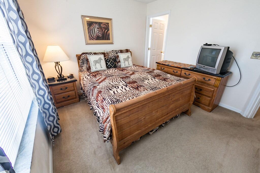 Photo of Bedroom in Seasons