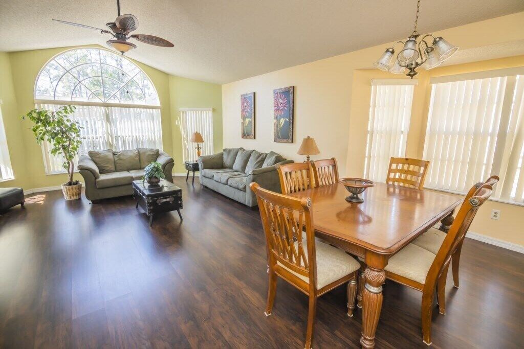Photo of Livingroom in Royal Palm Bay