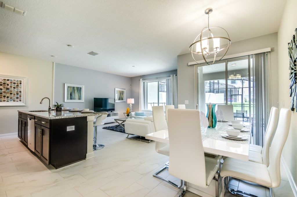 Photo of Livingroom in Briargrove