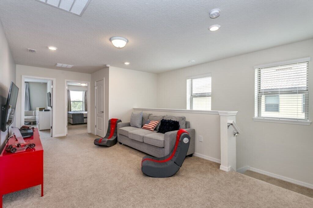 Photo of Livingroom in Briargrove