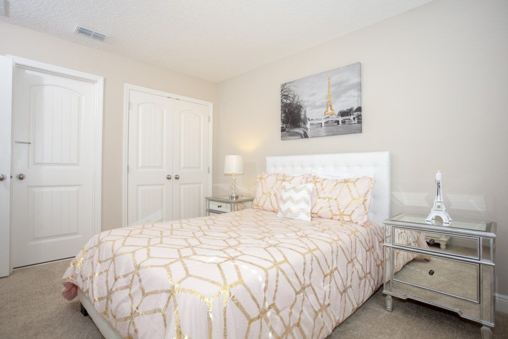 Photo of Bedroom in Briargrove