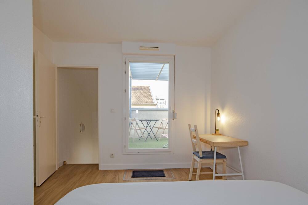 Photo of Bedroom in Villette - Maisons Neuves