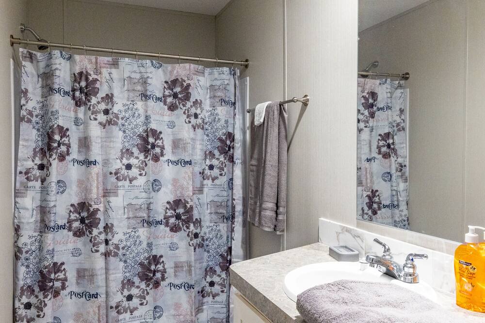 Photo of Bathroom in Nichols