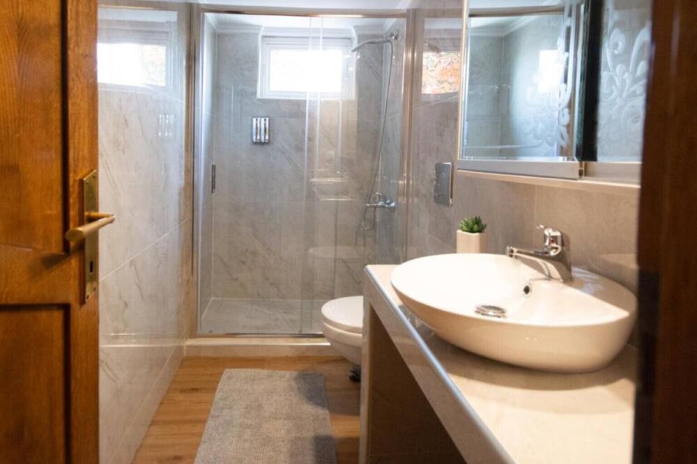 Photo of Bathroom in Kalamaria