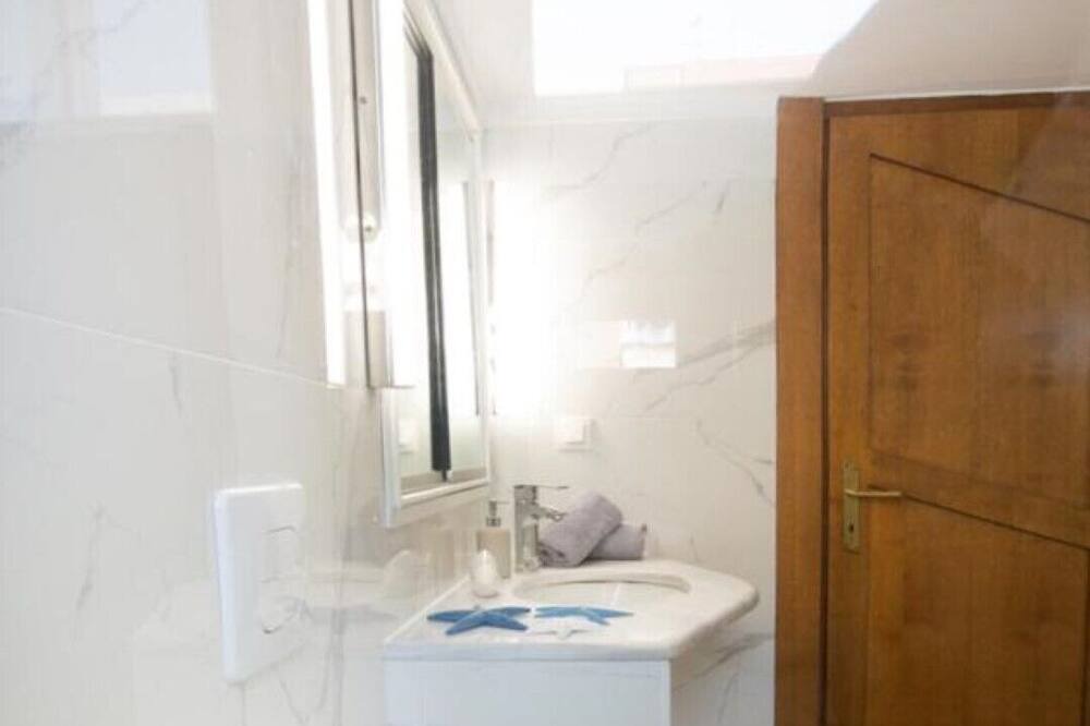 Photo of Bathroom in Kalamaria