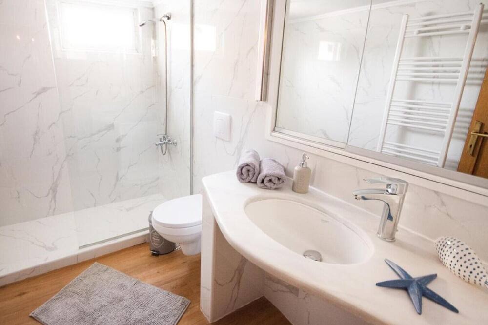 Photo of Bathroom in Kalamaria