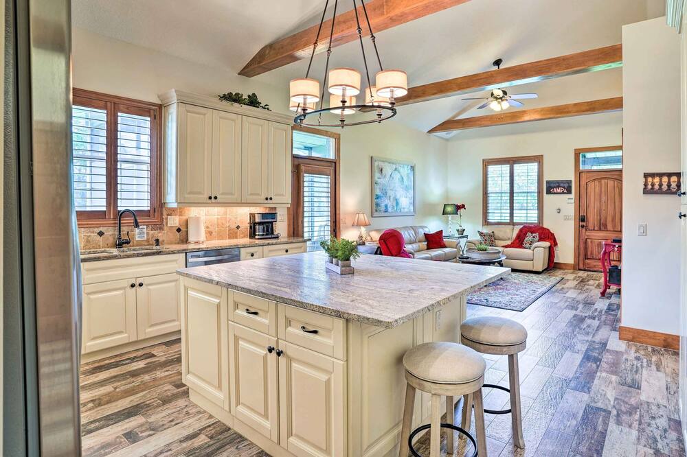 Photo of Kitchen in Valrico