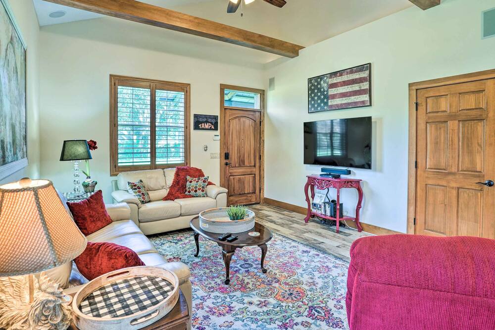 Photo of Livingroom in Valrico