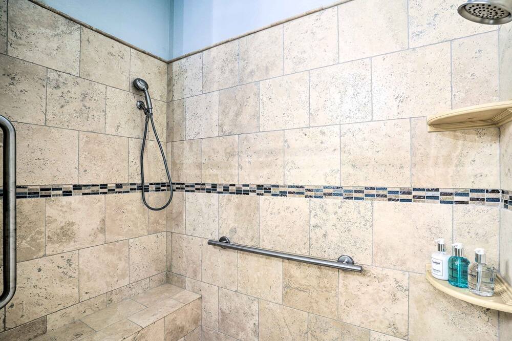 Photo of Bathroom in Valrico
