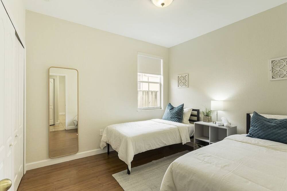 Photo of Bedroom in Tamiami