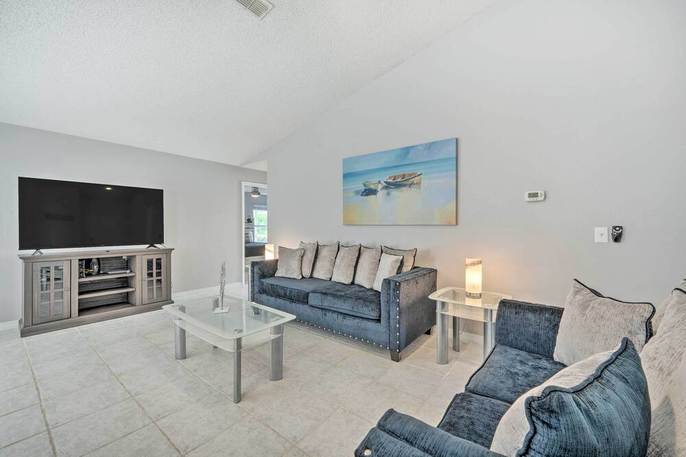 Photo of Livingroom in Indian Point