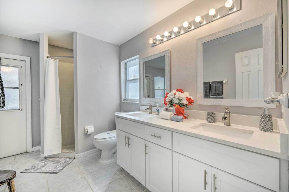 Photo of Bathroom in Indian Point