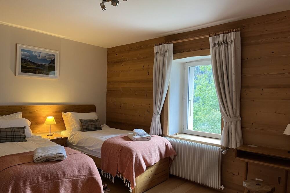 Photo of Bedroom in Sixt-Fer-a-Cheval