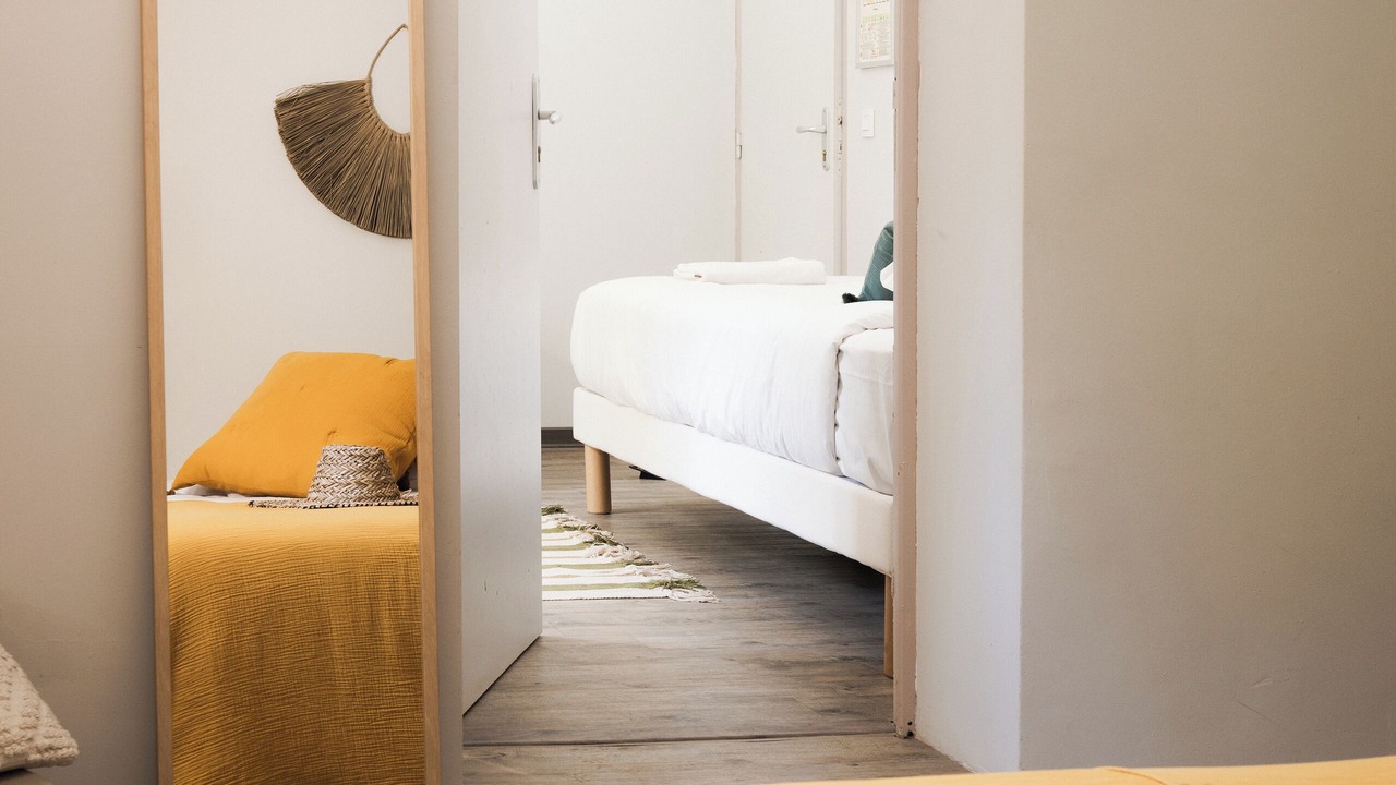Photo of Bedroom in Meounes-les-Montrieux