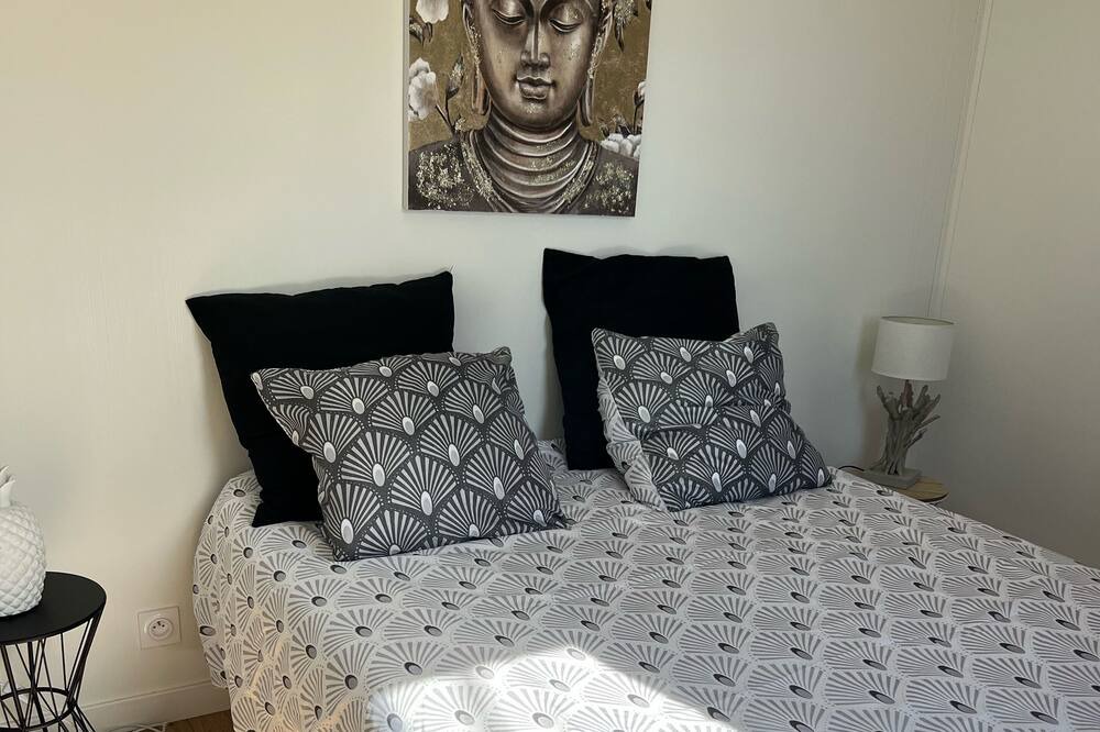 Photo of Bedroom in Bourg-Saint-Andeol