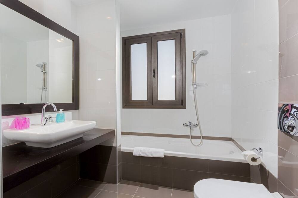 Photo of Bathroom in Lahania