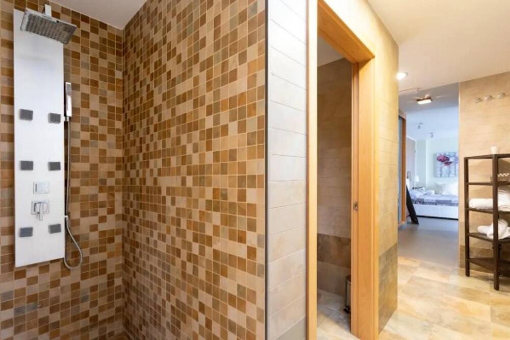 Photo of Bathroom in Adeje