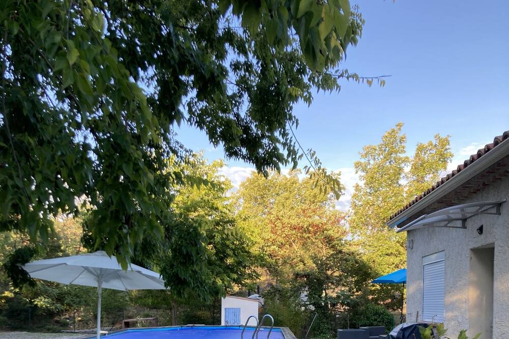 Photo of Outdoor in Saint-Julien