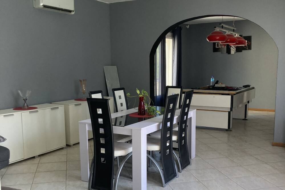 Photo of Kitchen in Saint-Julien