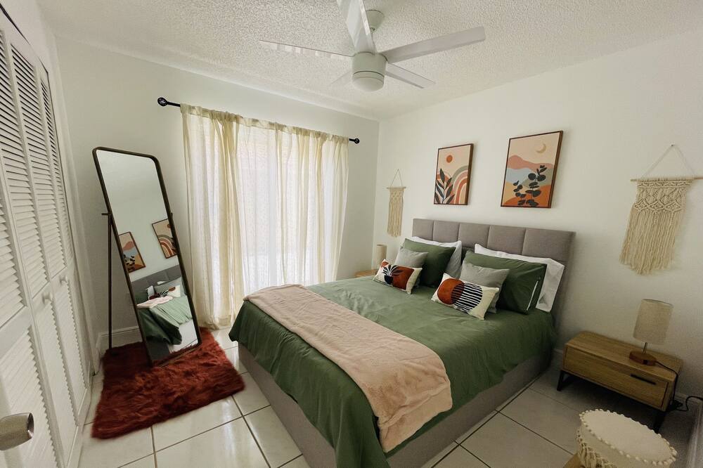 Photo of Bedroom in Richmond West