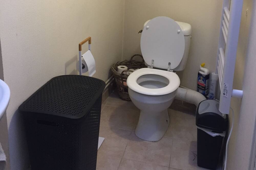 Photo of Bathroom in Quartier de France