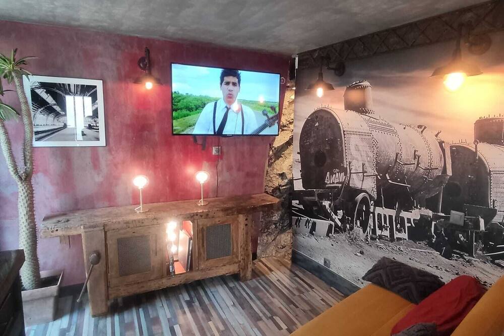 Photo of Livingroom in Centre Ville