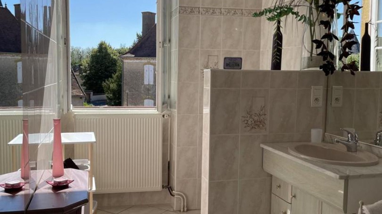 Photo of Bathroom in Pierrefitte-sur-Loire