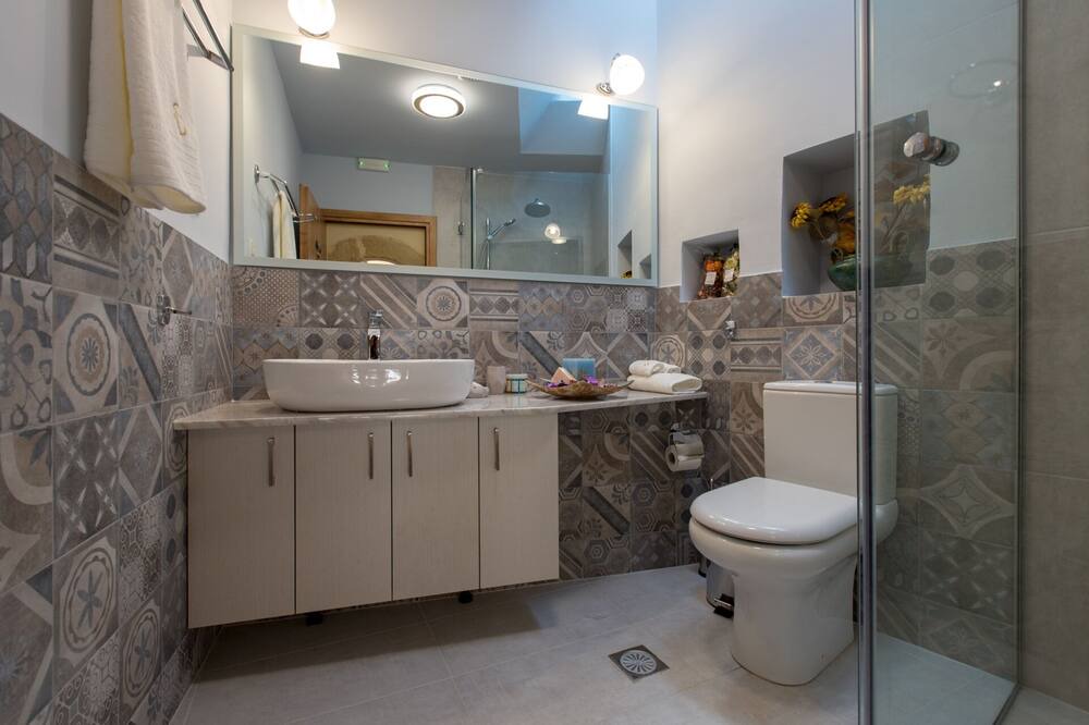 Photo of Bathroom in Drapanias