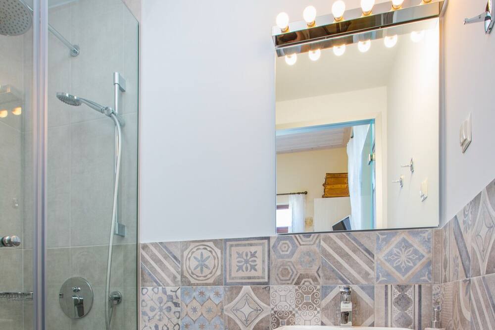 Photo of Bathroom in Drapanias