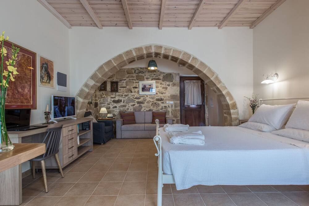 Photo of Bedroom in Drapanias