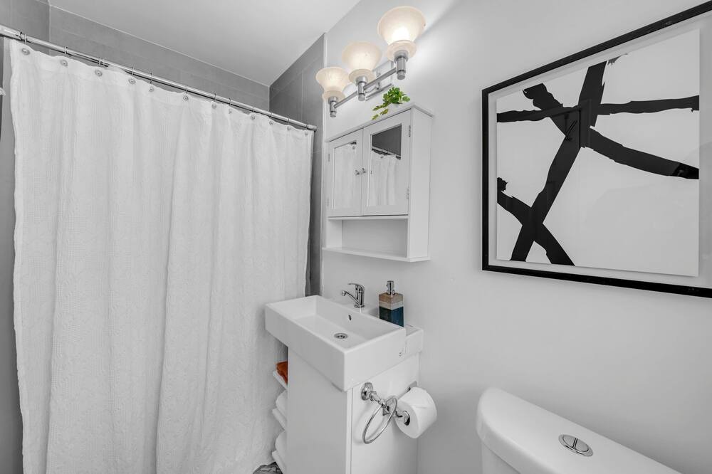 Photo of Bathroom in Miami Shores
