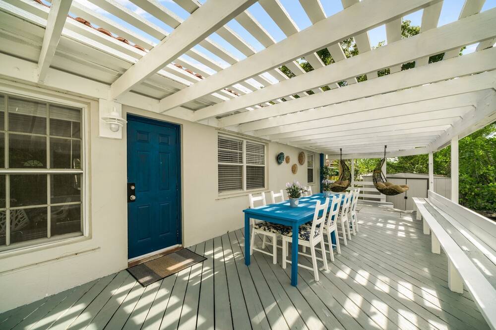 Photo of Patio Balcony in Miami Shores