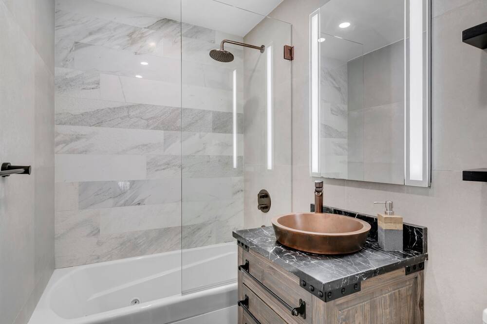 Photo of Bathroom in Miami Shores