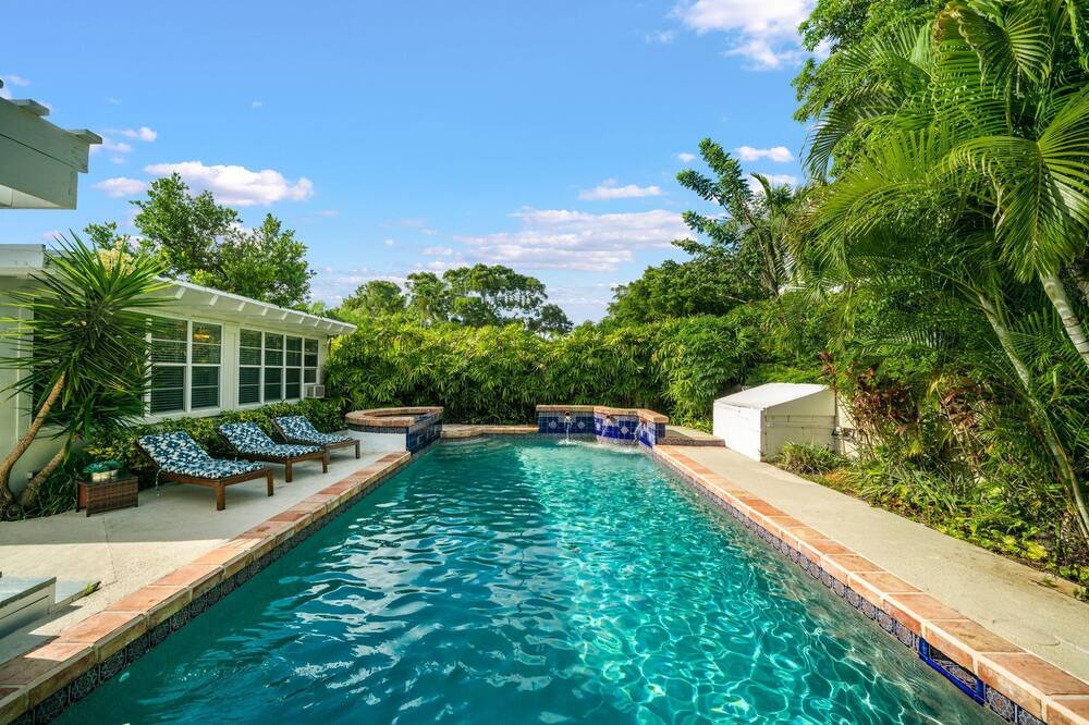 Photo of Outdoor in Miami Shores