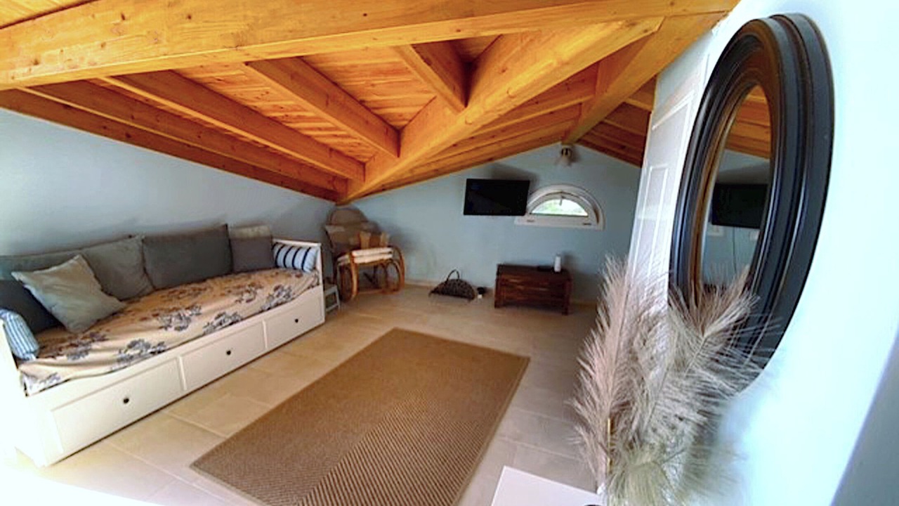 Photo of Patio Balcony in Agios Gordios
